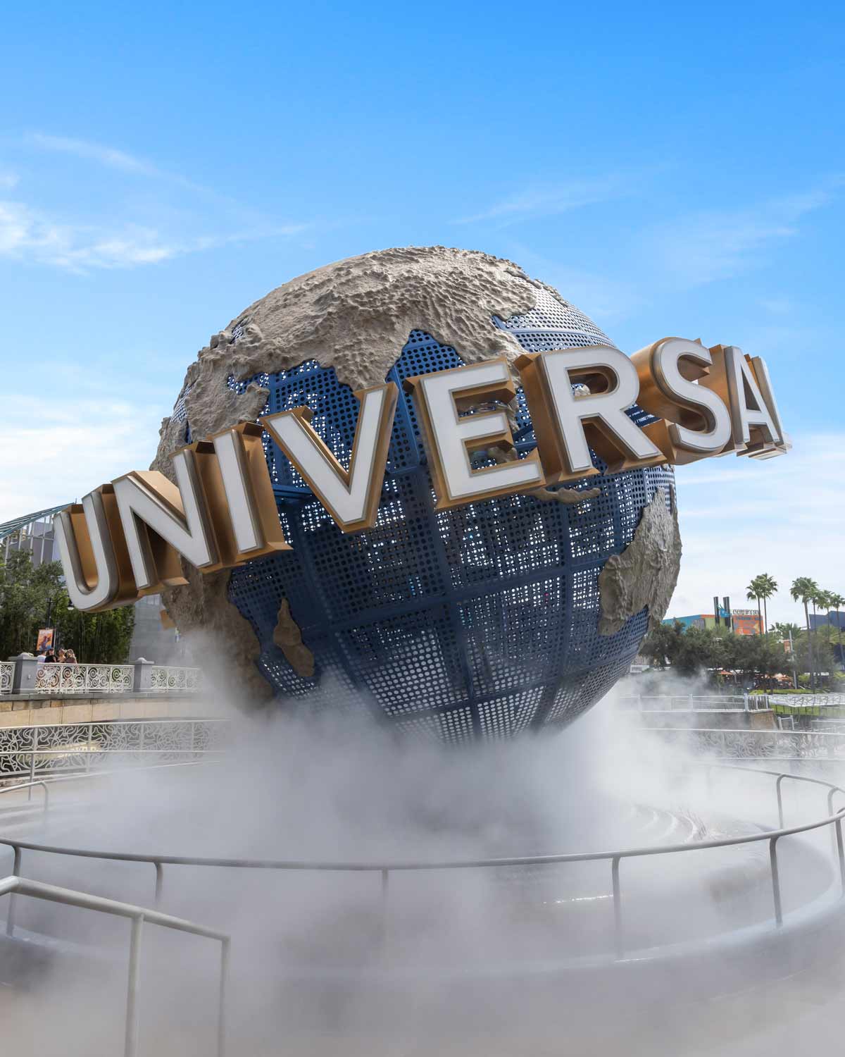 globe at universal city walk