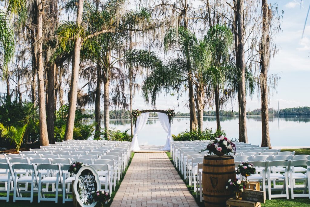 paradise-cove-orlando-wedding