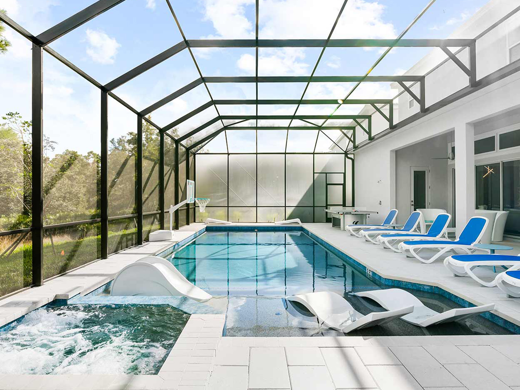 vacation rentals with water slides